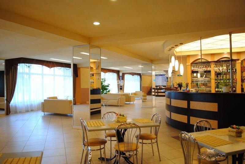 Rassvet Hotel Dnipro Bagian luar foto